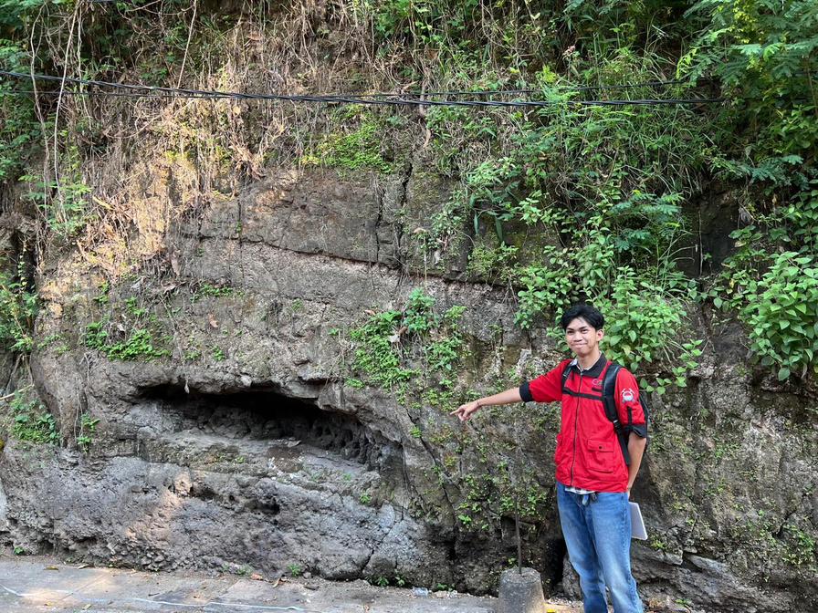 Damar Formation Aquifer Outcrop